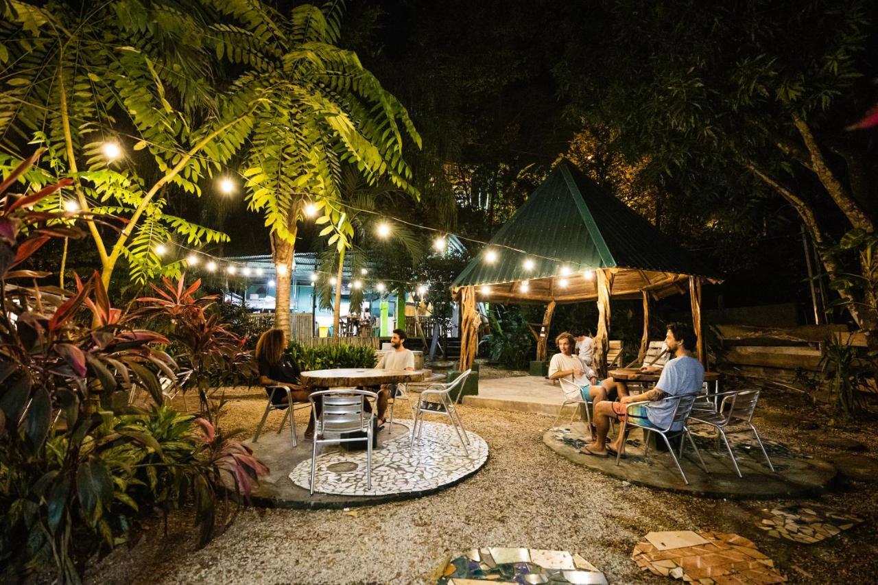 Playa Santa Teresa  Pura Vida Mini Hostel Santa Teresa מראה חיצוני תמונה