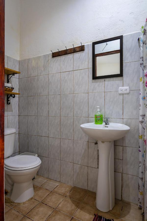 Playa Santa Teresa  Pura Vida Mini Hostel Santa Teresa מראה חיצוני תמונה