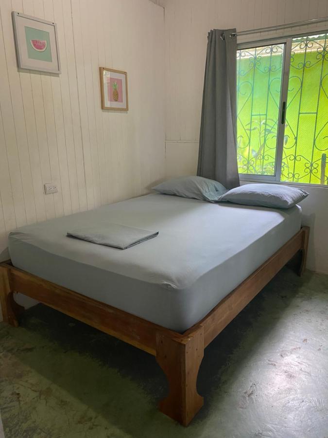 Playa Santa Teresa  Pura Vida Mini Hostel Santa Teresa מראה חיצוני תמונה