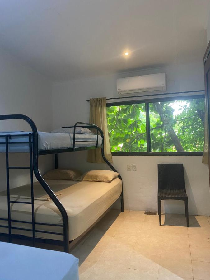 Playa Santa Teresa  Pura Vida Mini Hostel Santa Teresa מראה חיצוני תמונה
